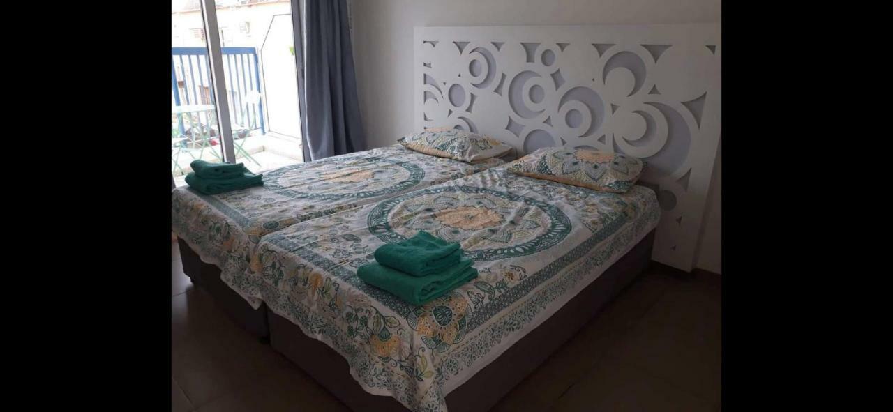 Apartment In Айя Напа Екстериор снимка