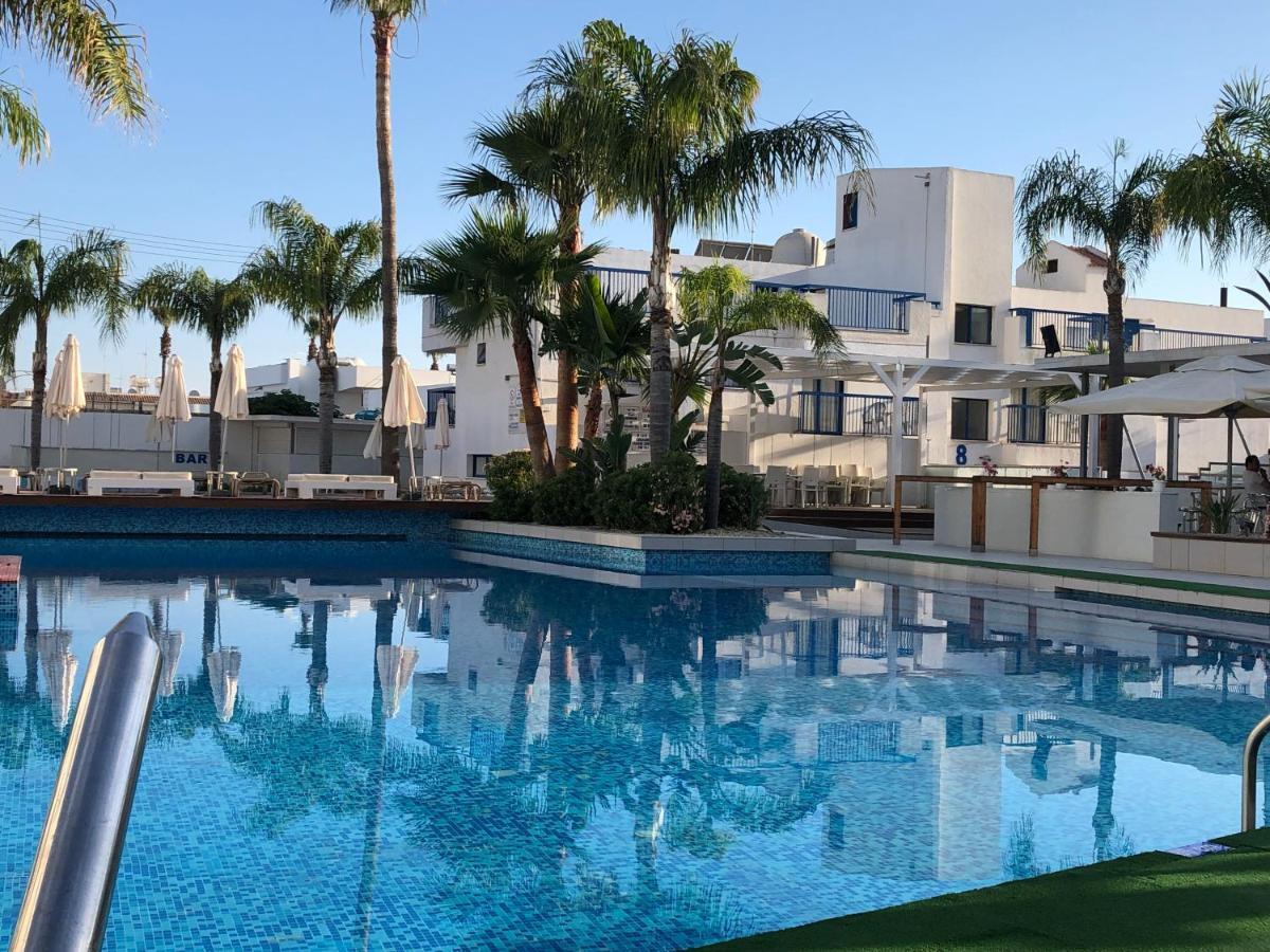 Apartment In Айя Напа Екстериор снимка